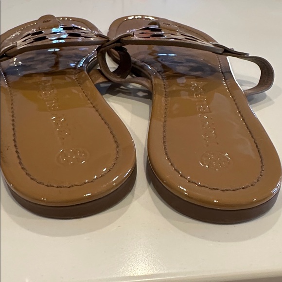 Tory Burch Miller Sandals Patent Tan Size 12 Sand - Picture 4 of 9